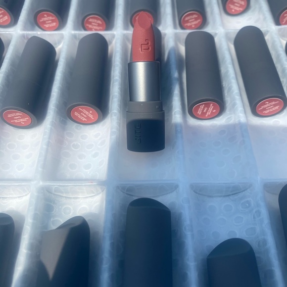 10Pcs x Bite Beauty Power Move Soft Matte Lipstick CHAI TRAVEL SIZE Gorgeous New - Picture 7 of 11